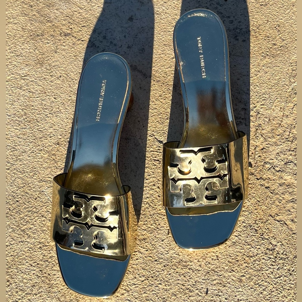 Tory Burch Ines Sandal - Picture 14 of 15